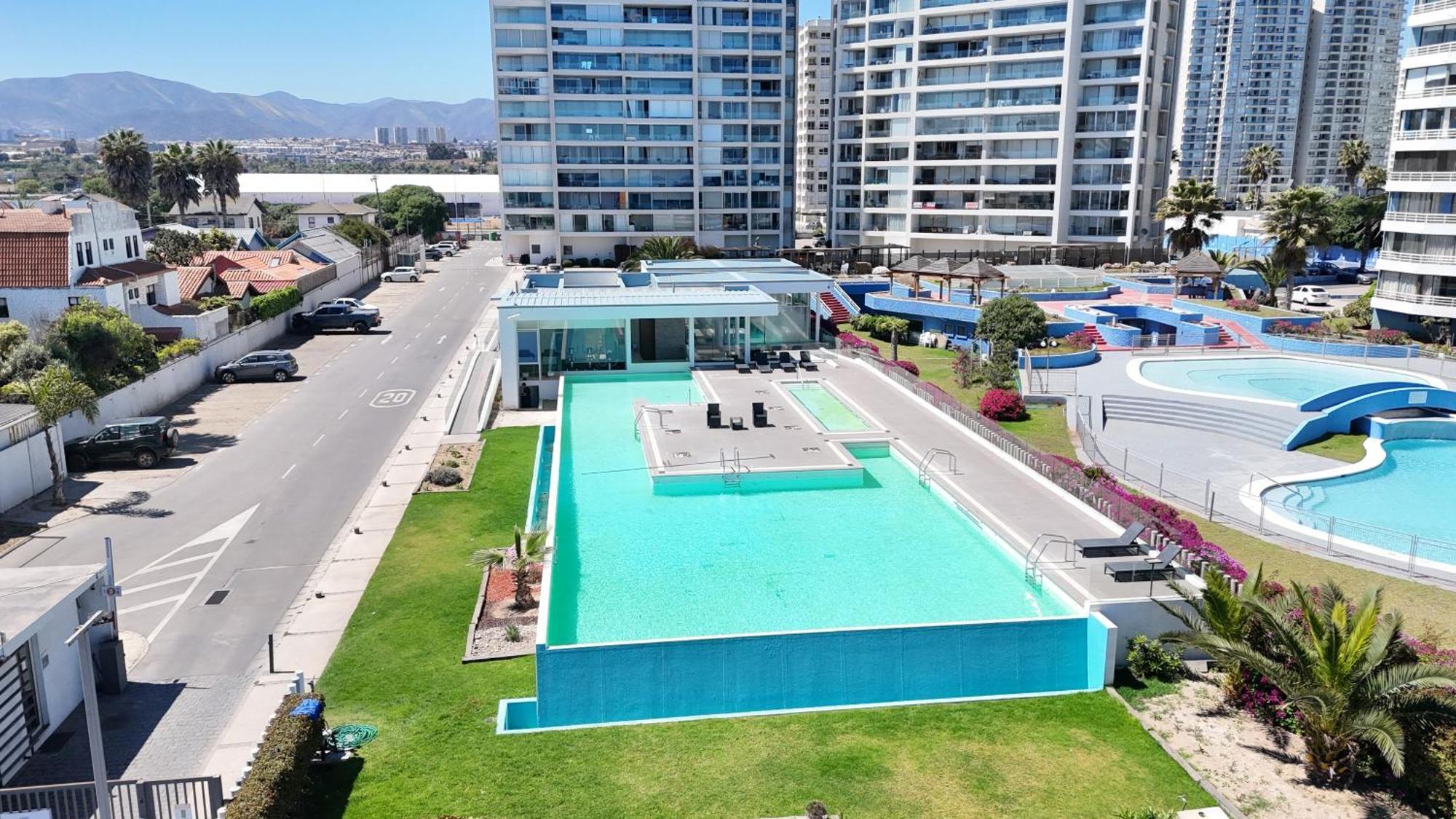 Apartamento Playa Y Casino コキンボ エクステリア 写真